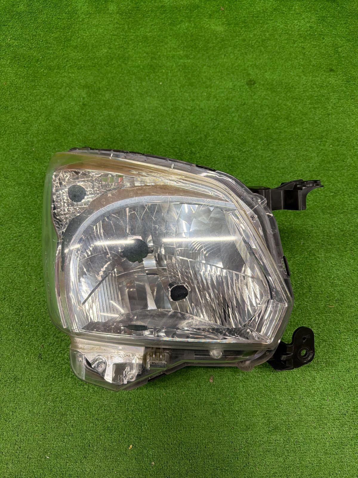 スペーシアカスタムのヘッドライトレンズ右側(中古.代理出品) MK53S スペーシア カスタム 右 ヘッドライト 35120-79R54-000 35120