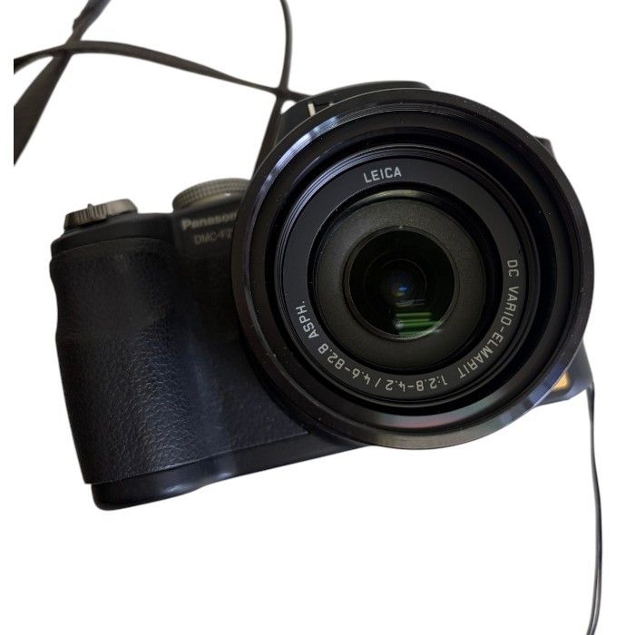 Panasonic パナソニック デジタルカメラ LUMIX ルミックス シルバー