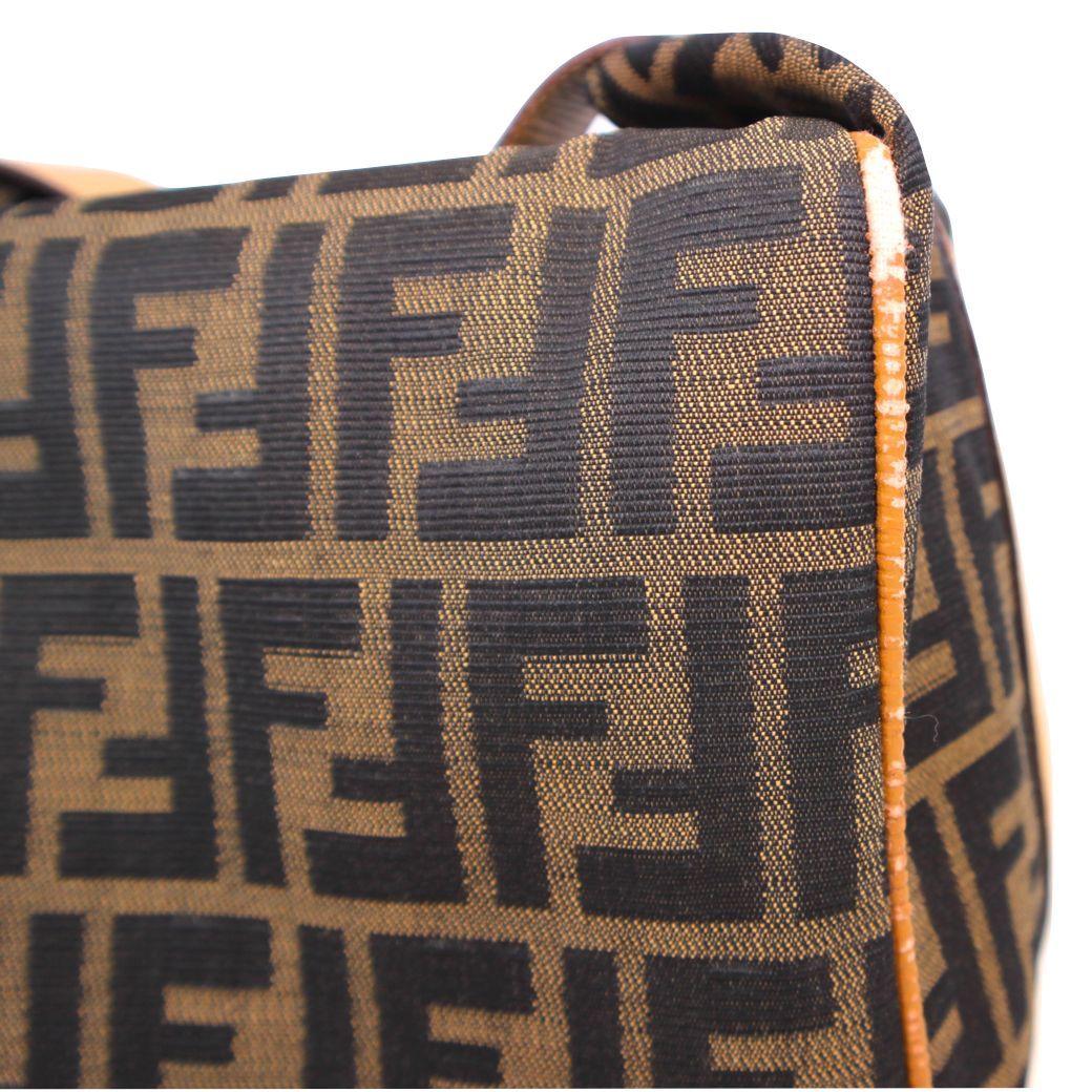 ☆【FENDI】フェンディ ズッカ柄 バニティバッグ バニティバッグ