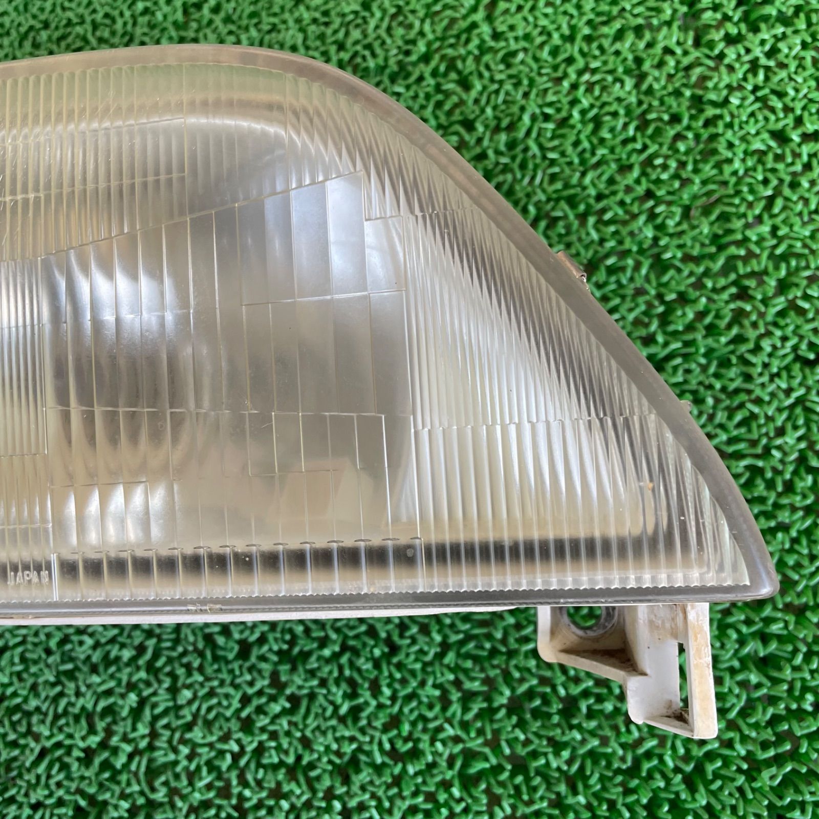 中古いすゞHID 純正 右ヘッドライト KOITO 110-21872 人気ショップ 中古いすゞHID 110-21872」(自動車、オートバイ 「koito