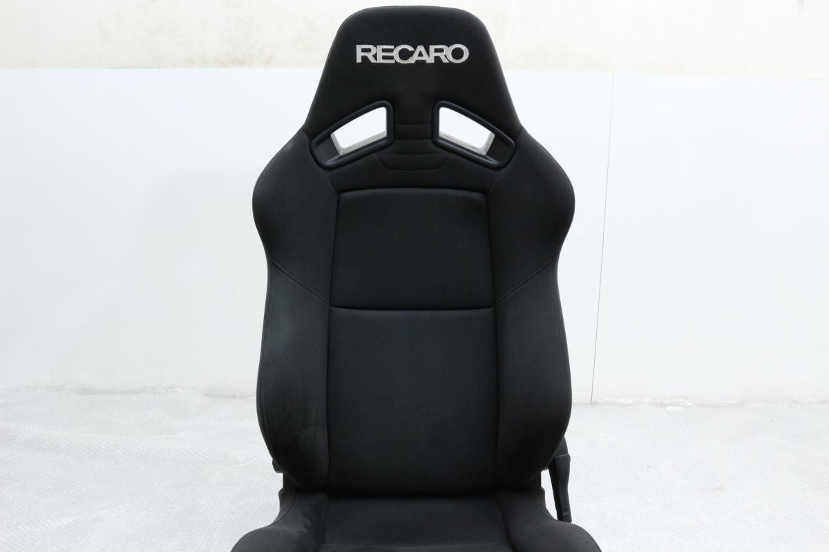乗り降りラクラク　RECARO SR-7F KK100 BK カムイBlack 美品　正規品！レカロ 検LX-F/LX-VF/SR7F/SR-VF/ハイエース 乗り降りラクラク RECARO SR-7F KK100 BK カムイBlack 美品 正規品