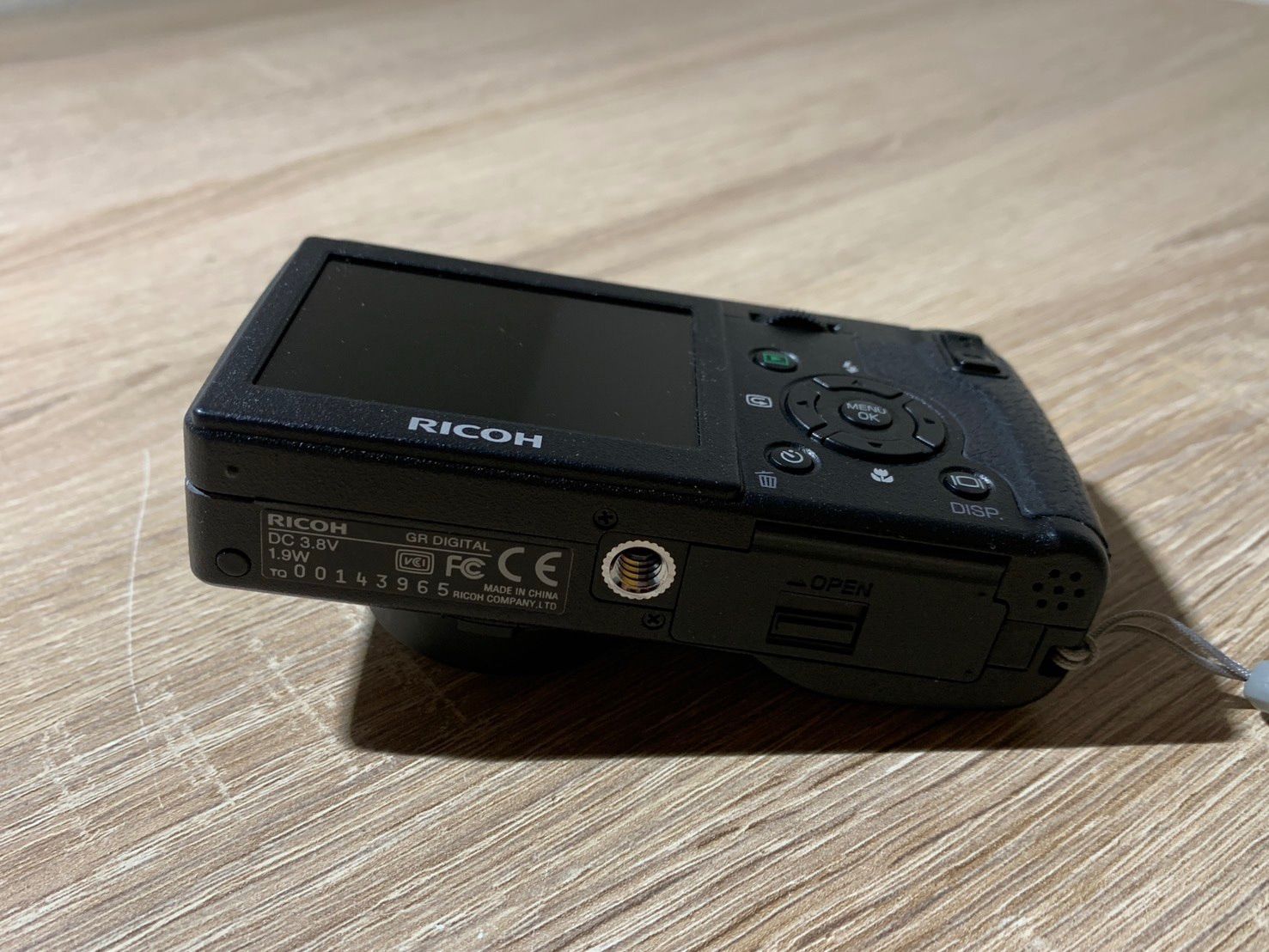 9919 RICOH GR DIGITAL ブラック デジカメ 初代 ジャンク品【ネ
