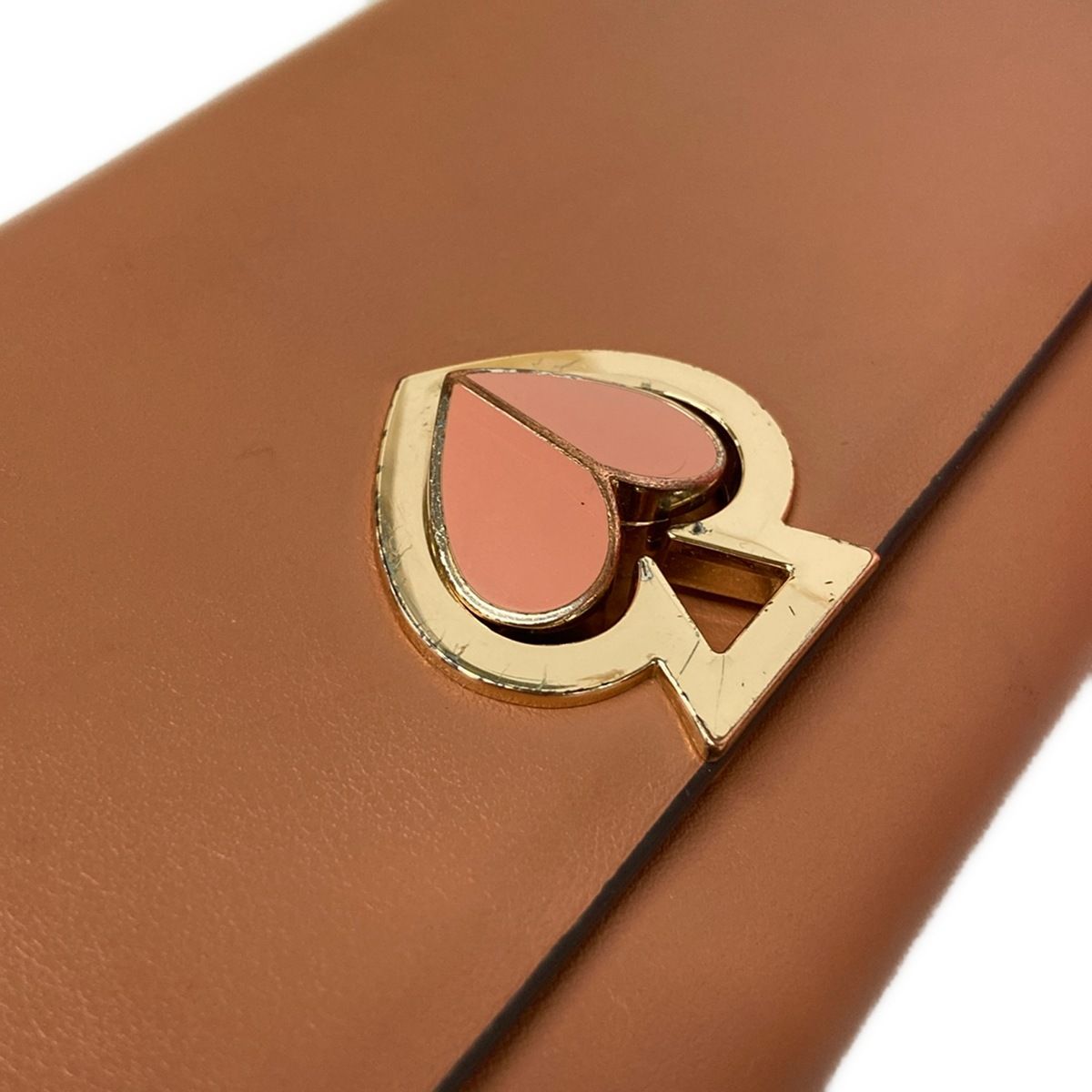 Kate spade(ケイトスペード) 長財布 ニコラ ツイストロック フラップ コンチネンタル ウォレット PWRU7498 ブラウン レザー kate spade new york(ケイトスペードニューヨーク) / 長財布/ニコラ