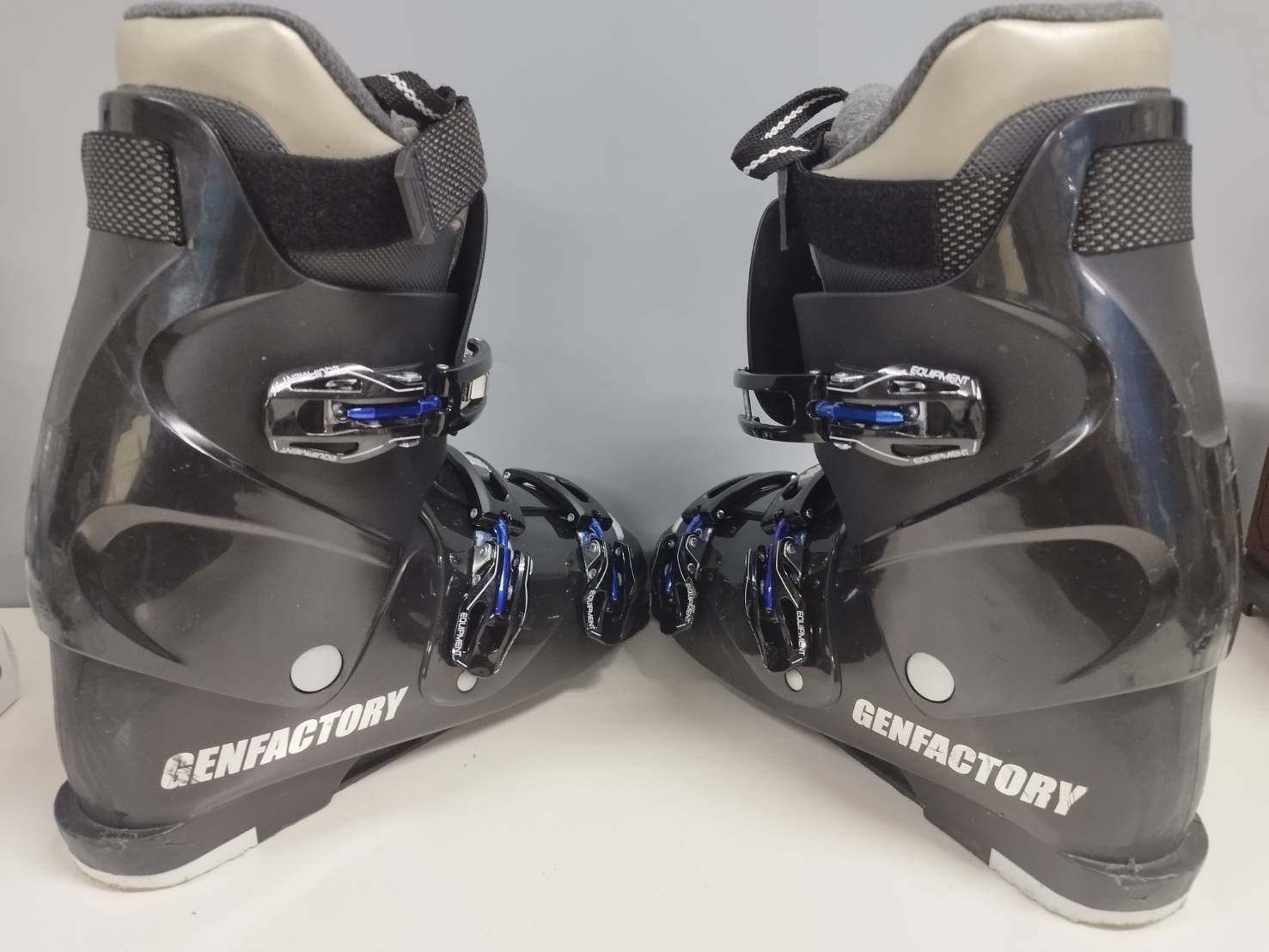 GEN FACTORY CAV-5X スキーブーツ 27-27.5cm/317mm GEN FACTORY CAV-5X スキーブーツ 27-27.5cm/317mm - メルカリ