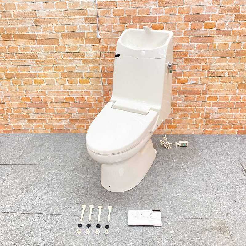 便器セット（型番は　ＢＣ－２７０Ｓ）　商品ID:899988 中古品】【訳あり】 INAX(イナックス) リモコン付 トイレ洋式便器(床下