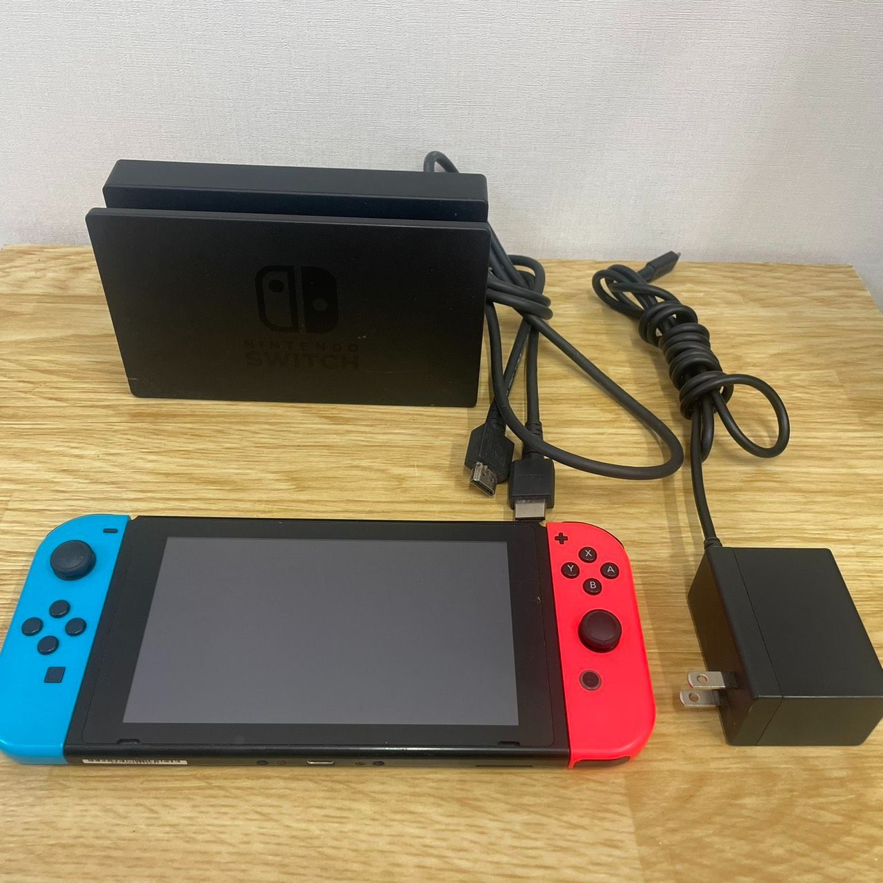 □HAC-001 任天堂 スイッチ Switch HAC-001 充電端子不安定 ジャンク 