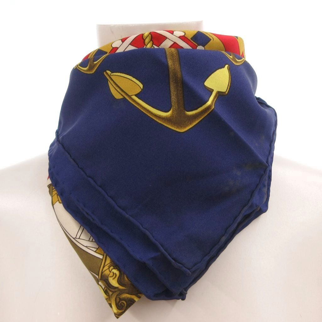 エルメス PROUES プロテウス スカーフ カレ90 ロゴ 総柄 シルク 紺 エルメス HERMES PROUES プロテウス スカーフ カレ90 ロゴ 総柄 シルク