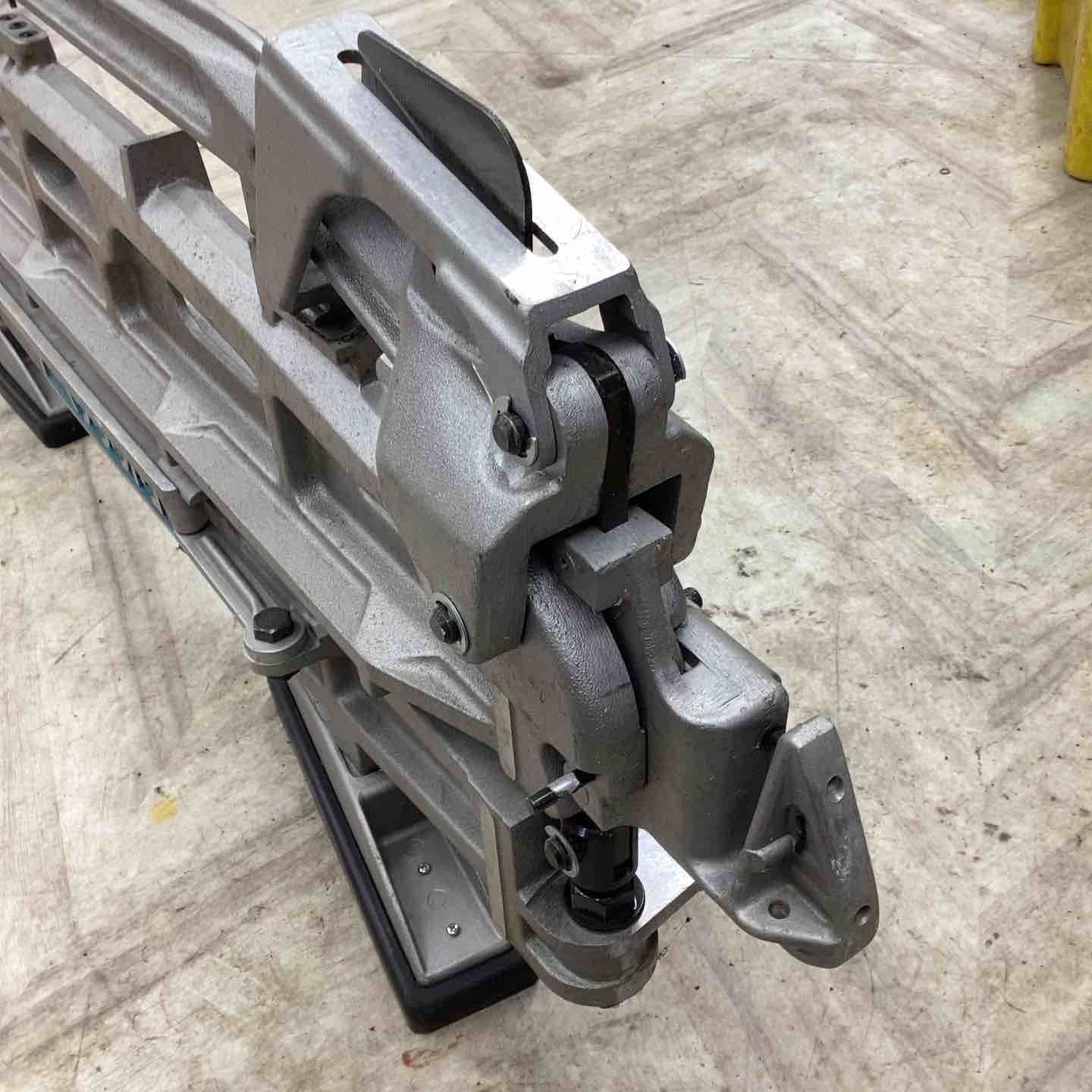 【中古】クボタ/KUBOTA カラーベストシングルカッター KH-970D 刃渡り970mm 瓦切断機 瓦カッター Kubota（クボタ） カラーベスト シングルカッター KH-970D 瓦切断機 瓦