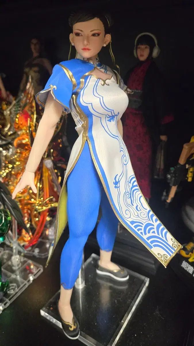 チュンリー チュンリー フィギュア 1/6 春麗 フィギュア の人気商品