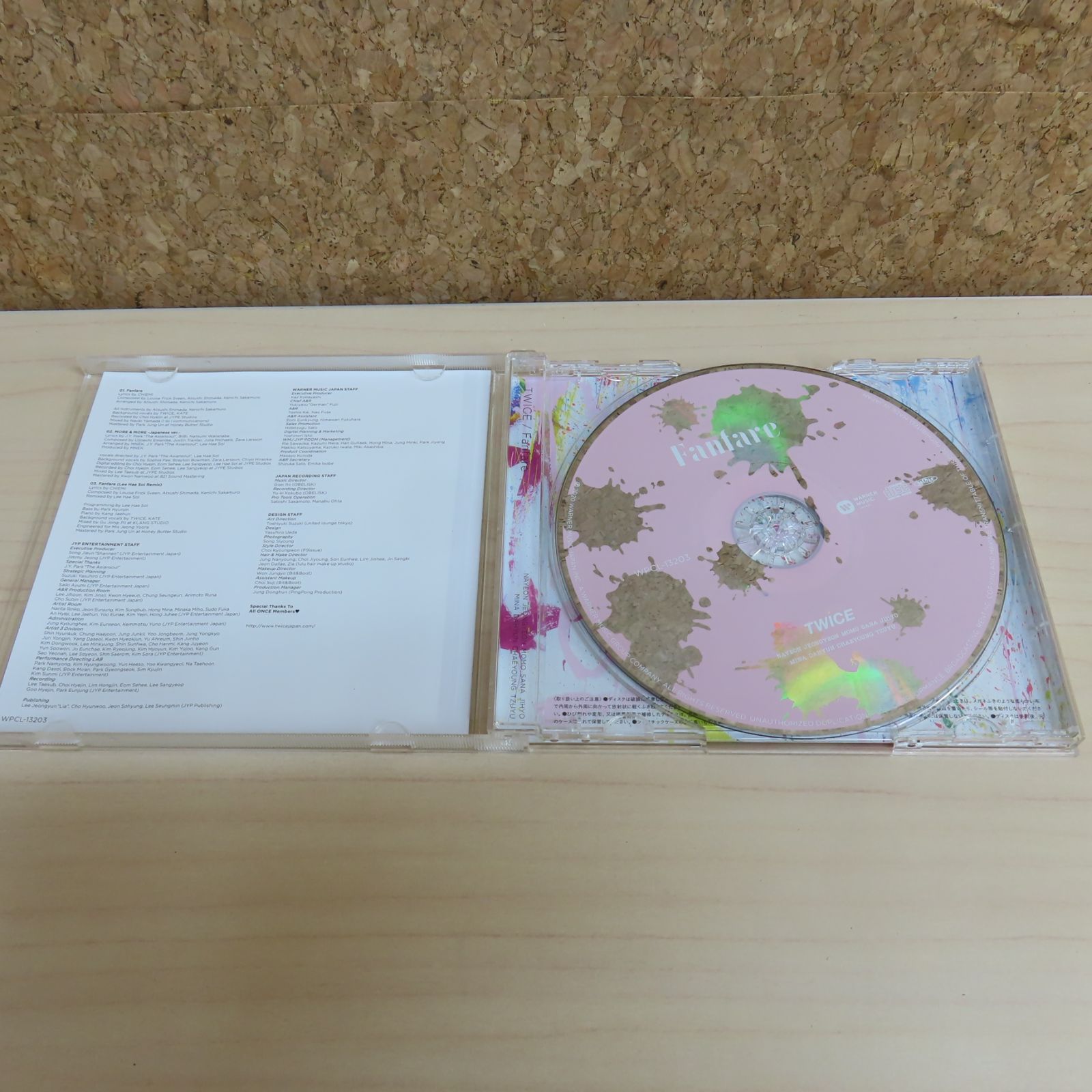 TWICE Fanfere サイン入りCD コレクターズアイテム - メルカリ