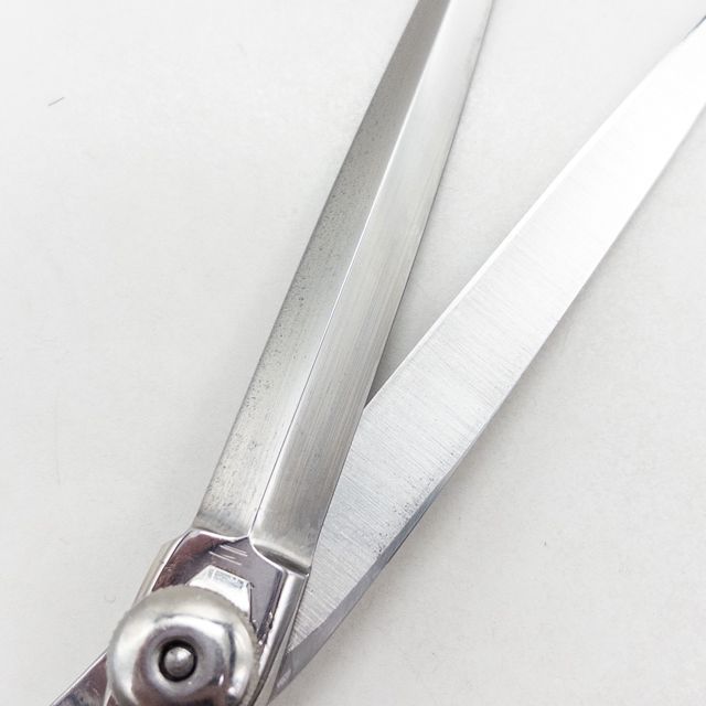 【ナルトシザー】ヘネシー 片剣刃シザー 理容 美容はさみsc3149 ナルトシザーズ ナルトシザーNARUTO SCISSORS】ヘネシー 片剣刃 シザー
