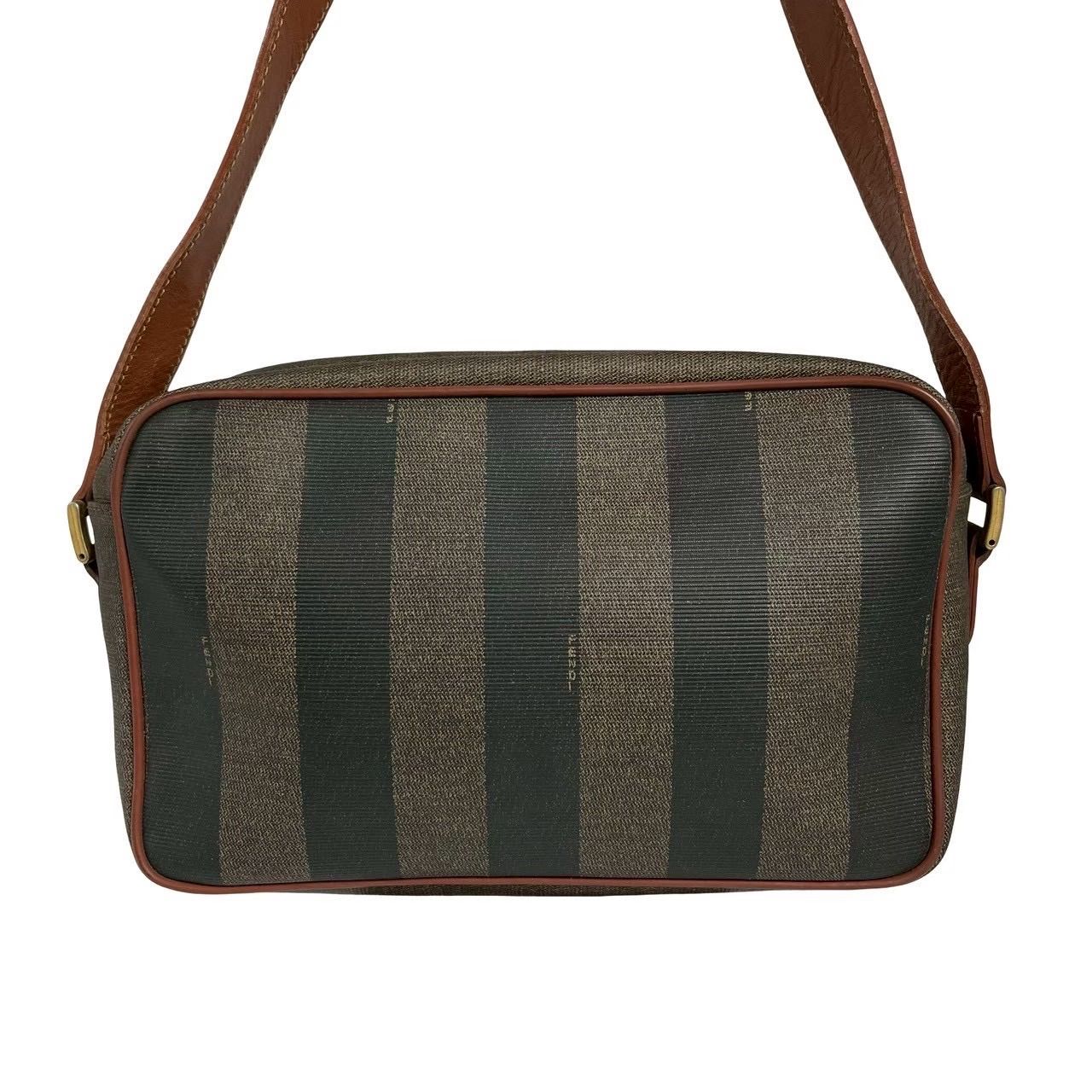 FENDI フェンディ ショルダーバッグ 美品 ペカン ストライプカラー PVC 