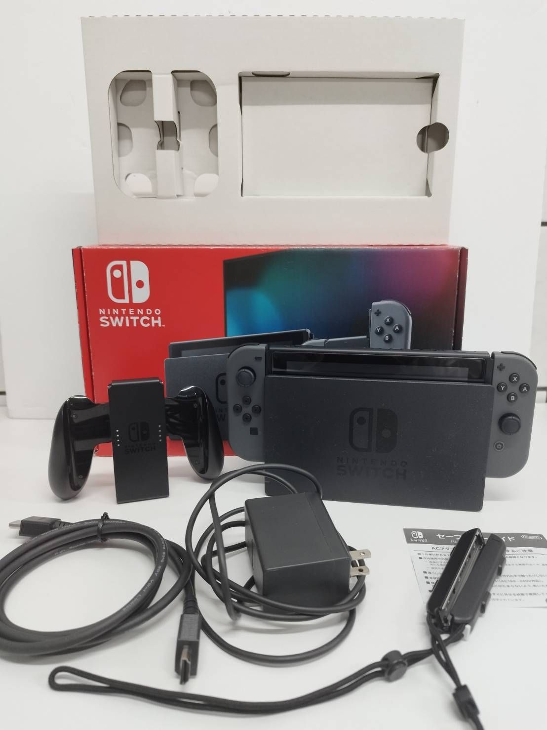 【美品】Nintendo Switch HAC-001(-01)/2022年製/バッテリー強化版〈HAD-S-KAAAA〉 Amazonリニュー Nintendo Switch バッテリー強化版整備品