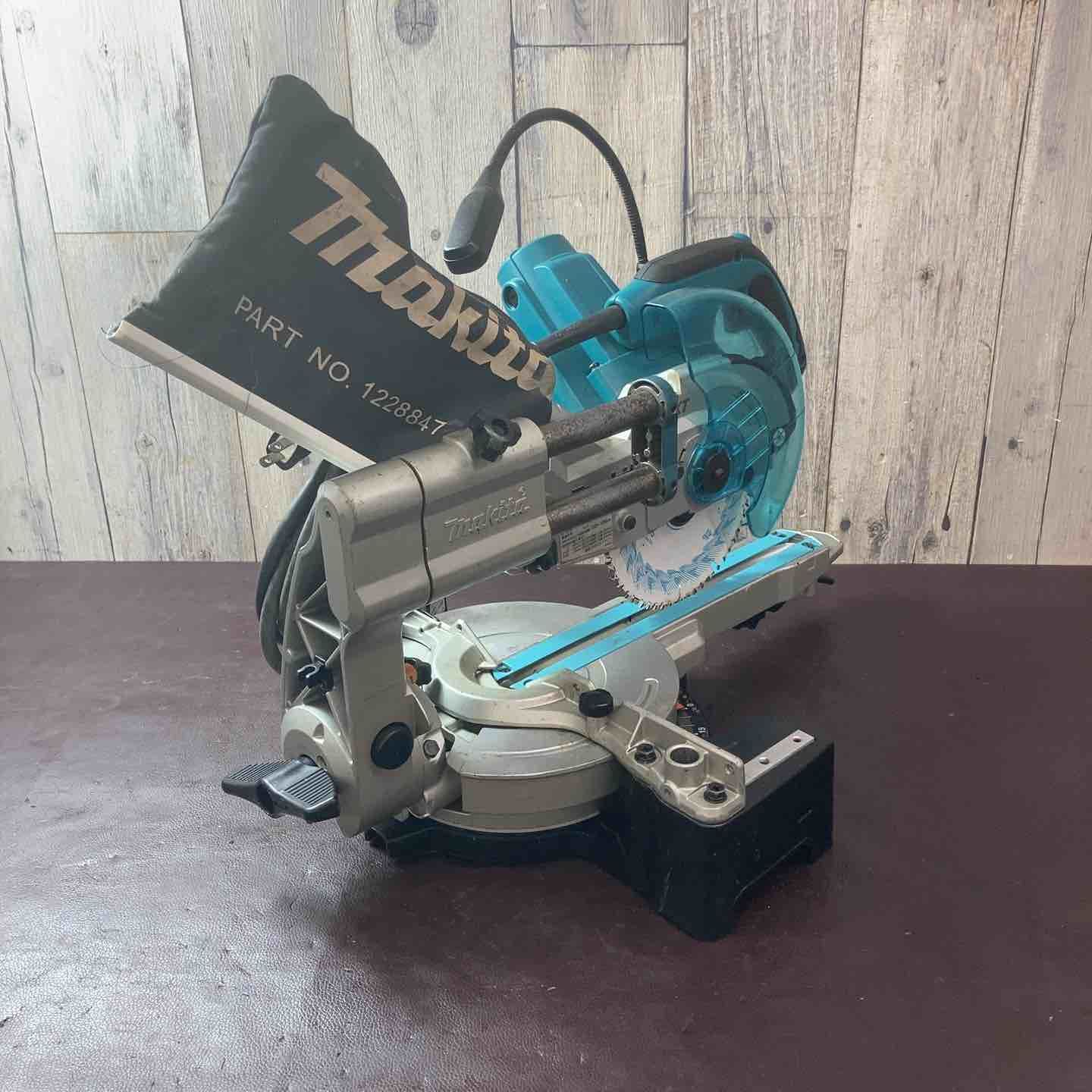 中古】マキタ Makita LS0612FL スライドマルノコ ※レーザー少し弱い 中古】マキタ Makita LS0612FL スライドマルノコ ※レーザー少し弱い