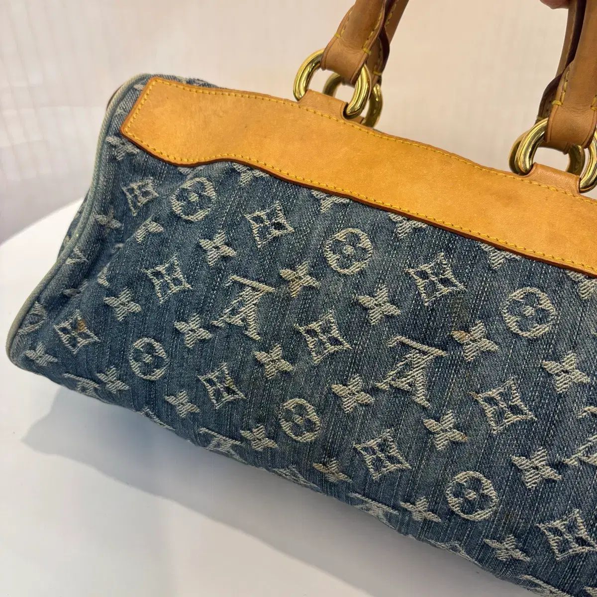 Buy from Japan Easily