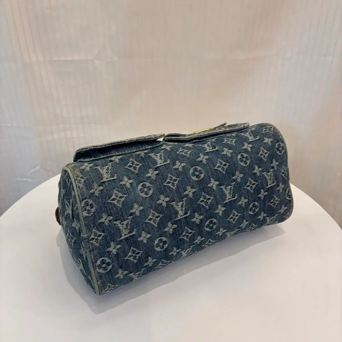 Buy from Japan Easily