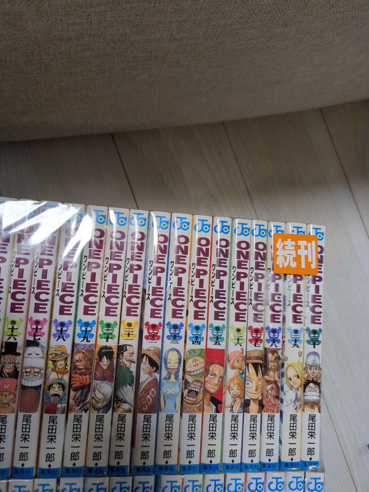 【即発送】ワンピース ONE PIECE 全巻セットおまけ付き ONE PIECE（全巻セット）のフリマアイテム一覧