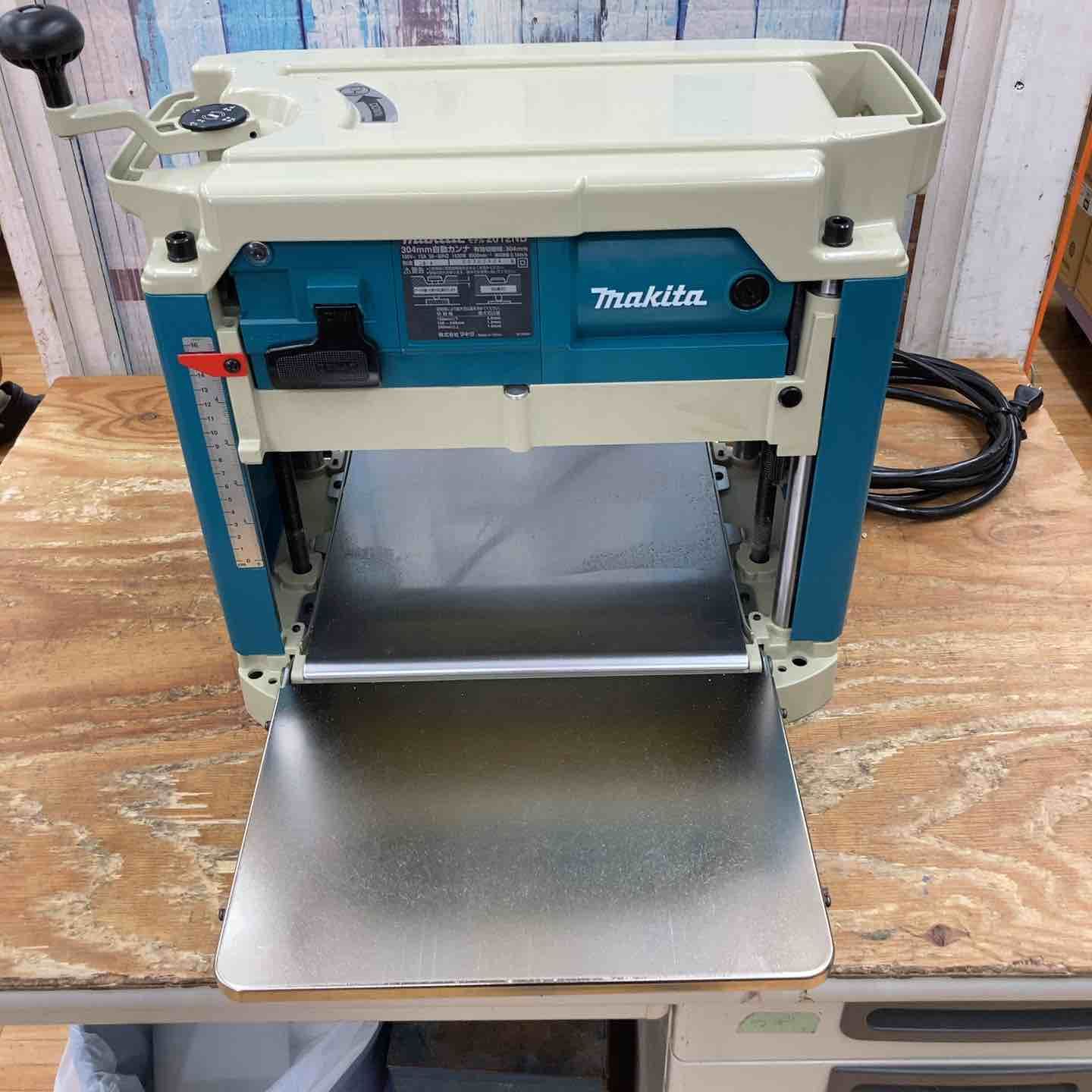 中古】【動作OK】【店頭引取限定】MAKITA 自動カンナ 2012 22000円 中古】【動作OK】【店頭引取限定】MAKITA 自動カンナ 2012 22000円
