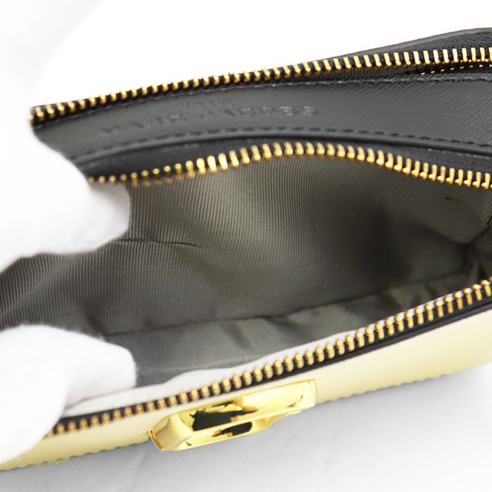 SALE【極美品】MARC JACOBS マークジェイコブス ショルダーバッグ レディース THE SNAPSHOT ダブルJ ポーチ カメラバッグ カバン 鞄 小物 ショルダーストラップ・袋付属 アイボリー ブラック 黒 ベトナム製 SALE【極美品】MARC JACOBS マークジェイコブス ショルダーバッグ
