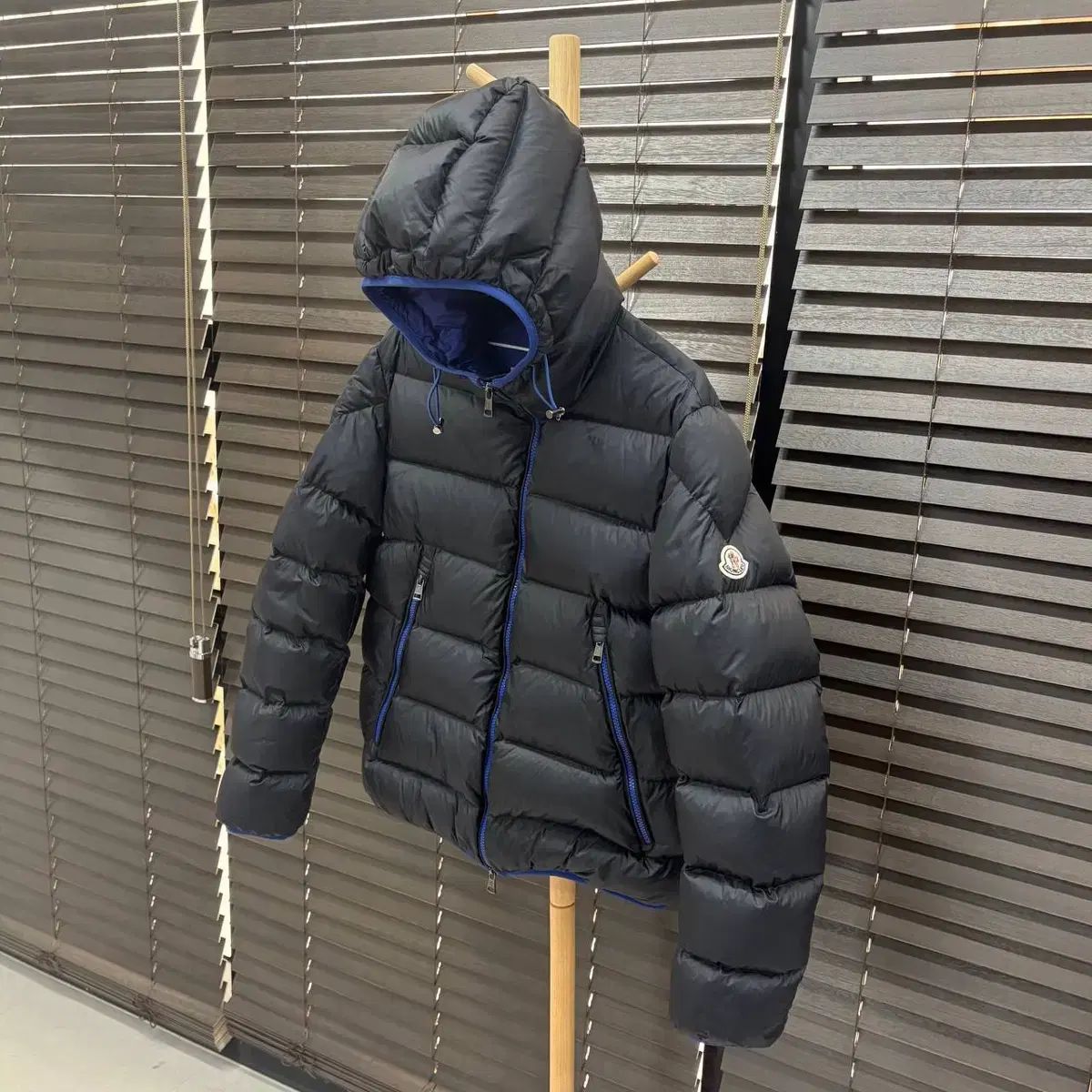 MONCLER モンクレール フード付き コート ネイビー モンクレール フード付きネイビーグレー ダウンジャケット ジャンク