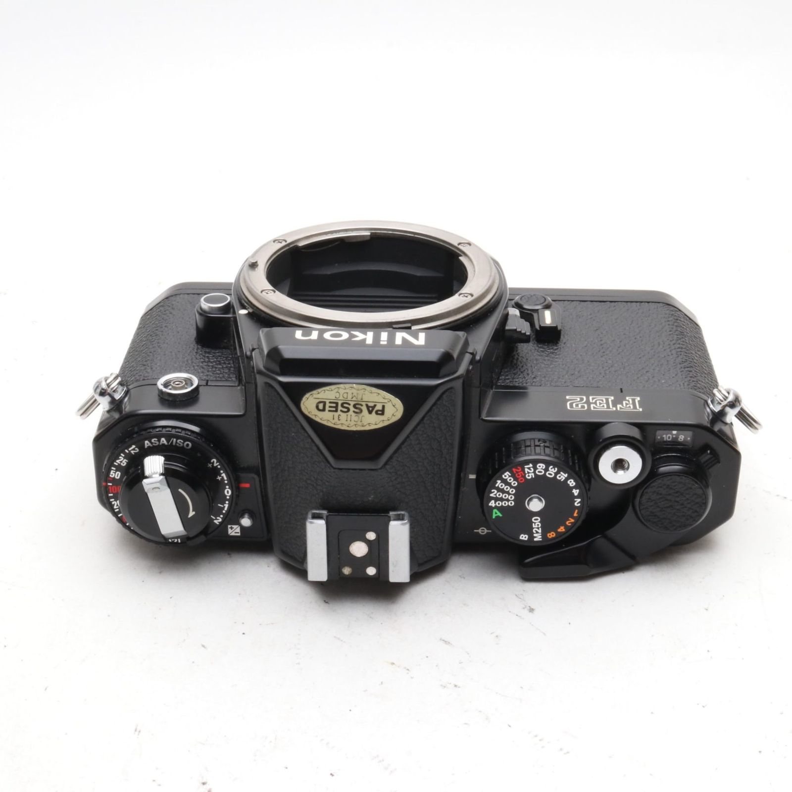 Nikon FE2 ブラック Amazon.com : Nikon FE2 film SLR camera with black body; no lens