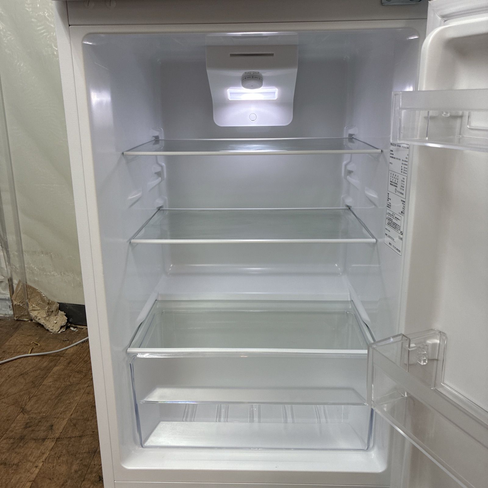 S763 ⭐ 23年製の高年式 MAXZEN ❘ マクスゼン 2ドア冷蔵庫(182L・右 