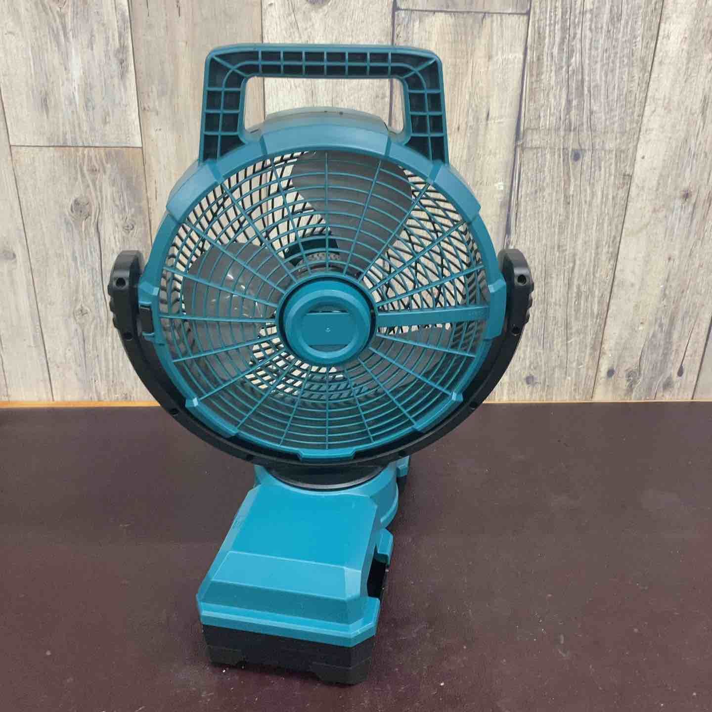 中古品】 マキタ(makita) コードレスファン CF203DZ 【東大和店 