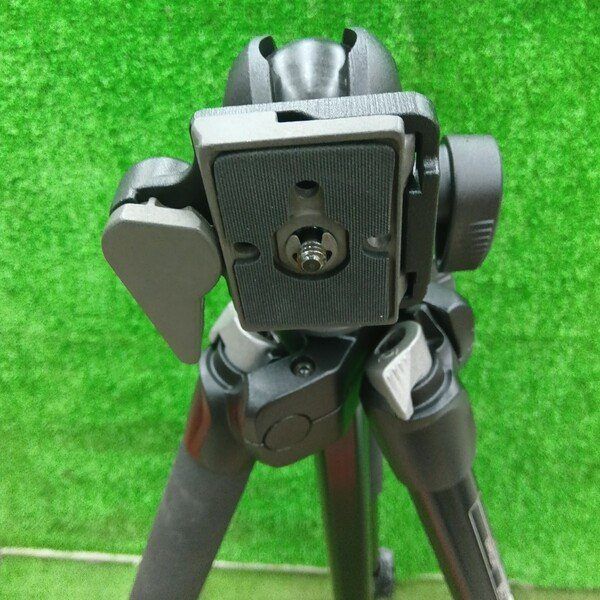 マンフロット MK294A3-A0RC2 三脚【野田愛宕店】【店頭取引限定】【未使用】 未使用】マンフロット MK294A3-A0RC2 三脚 【野田愛宕店】 - メルカリ