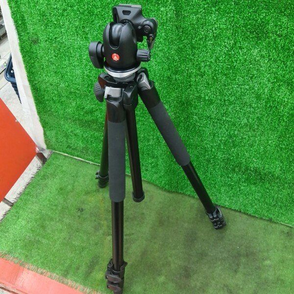マンフロット MK294A3-A0RC2 三脚【野田愛宕店】【店頭取引限定】【未使用】 未使用】マンフロット MK294A3-A0RC2 三脚 【野田愛宕店】 - メルカリ