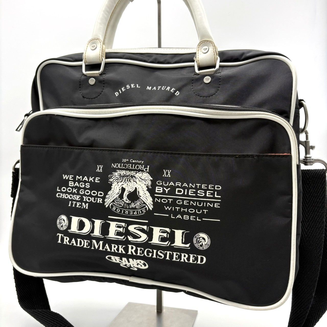 DIESEL ブラック ハンドバッグ DIESEL ディーゼル ハンドバッグ