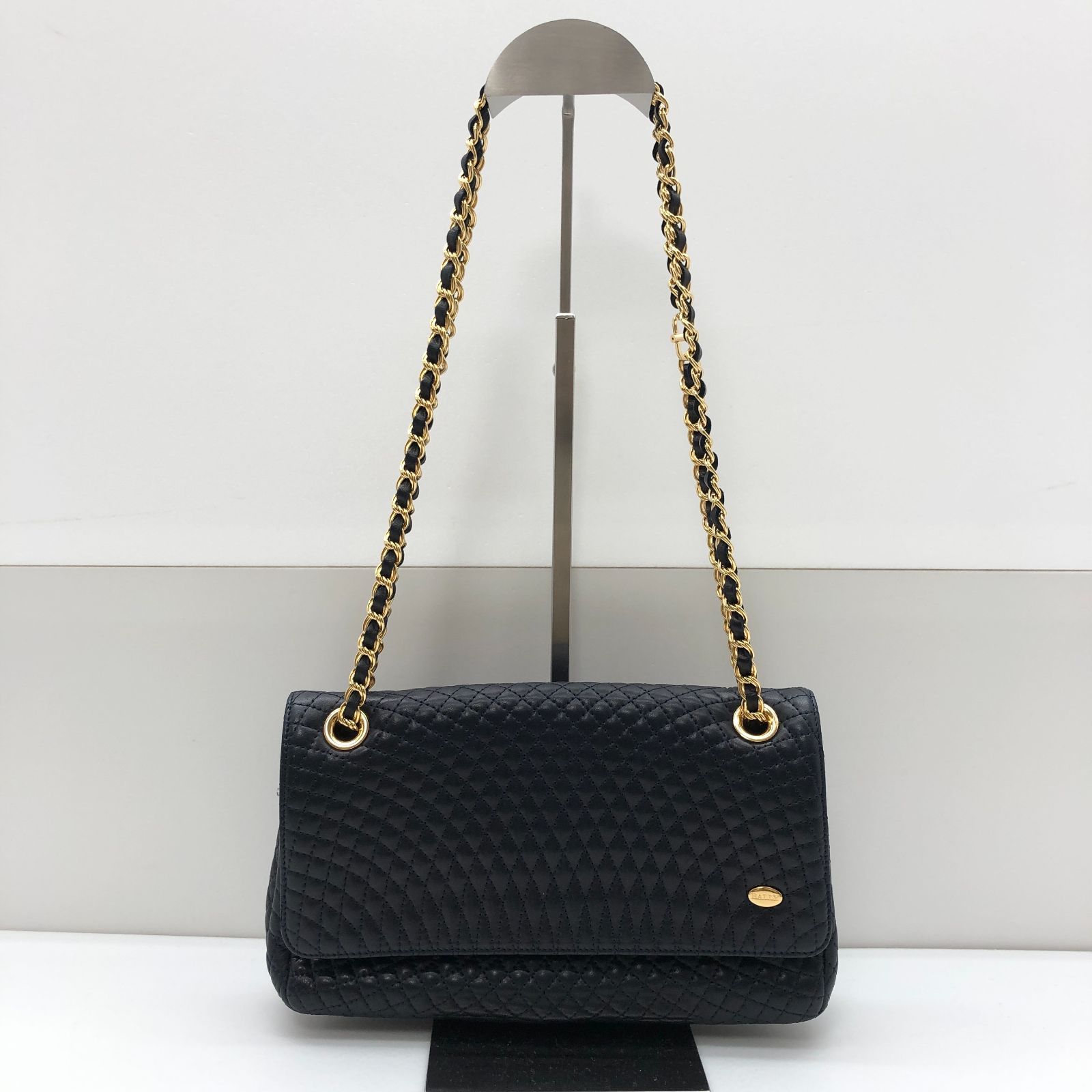 BALLY チェーンショルダー レザーバッグ キルティング加工 ネイビー バリー SGAW26-1308 9,271円