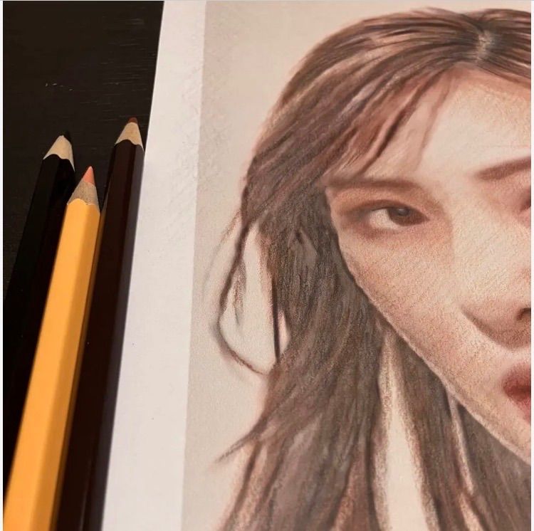 女優画① 額装品 額縁寸法33cm×24cm パステル、水彩、色鉛筆画 【公式