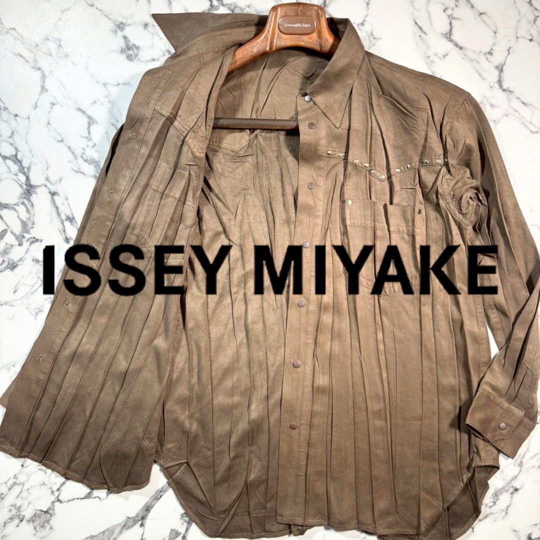 極美品/スエード風素材/スタッズ付き(XL位)○イッセイミヤケ ISSEY