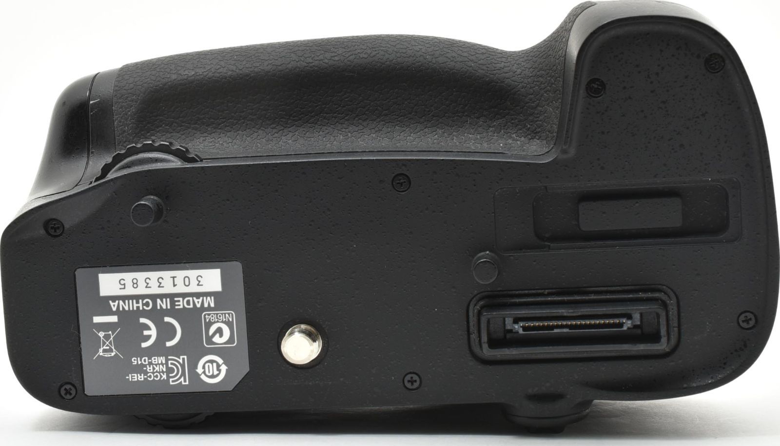 D18[7668E] ニコン Nikon MB-D15 マルチパワーバッテリーパック