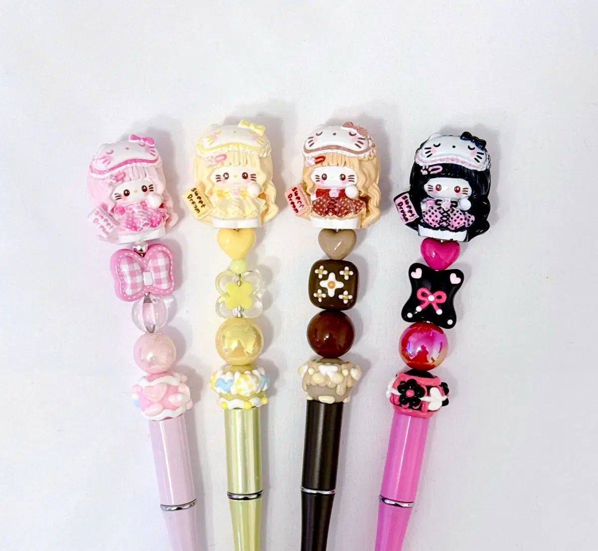 ハローキティ☆カスタムボールペン☆2本セット 手作り キティ