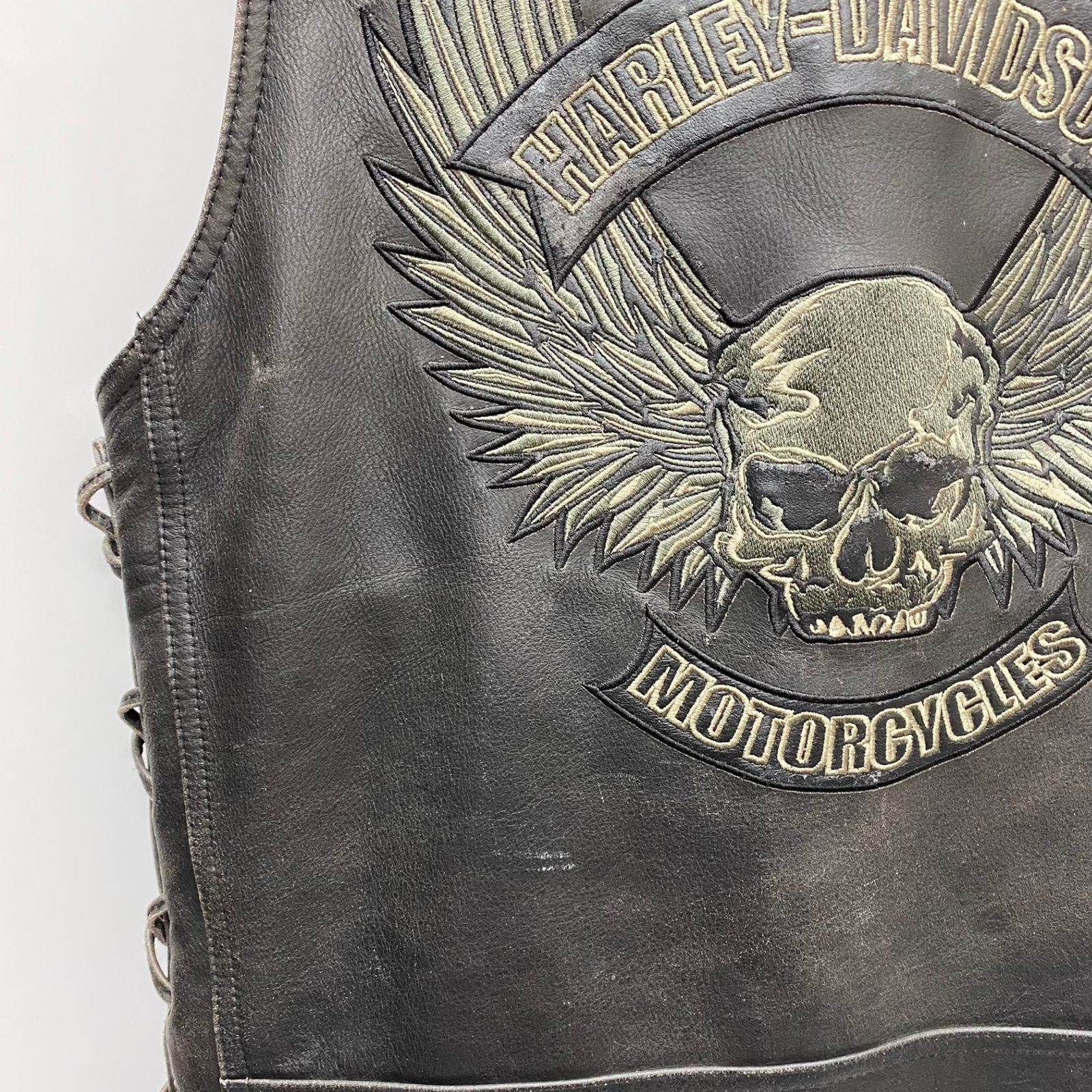 ハーレーダビットソン HARLEY-DAVIDSON レザーベスト コンチョボタン 