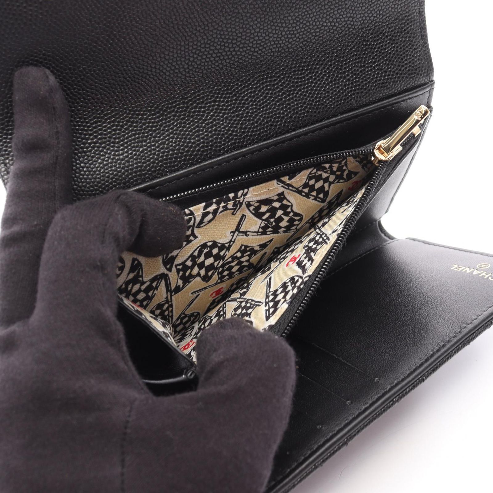 シャネル CHANEL 三つ折り財布 マトラッセ AP3398 ブラック キャビア 