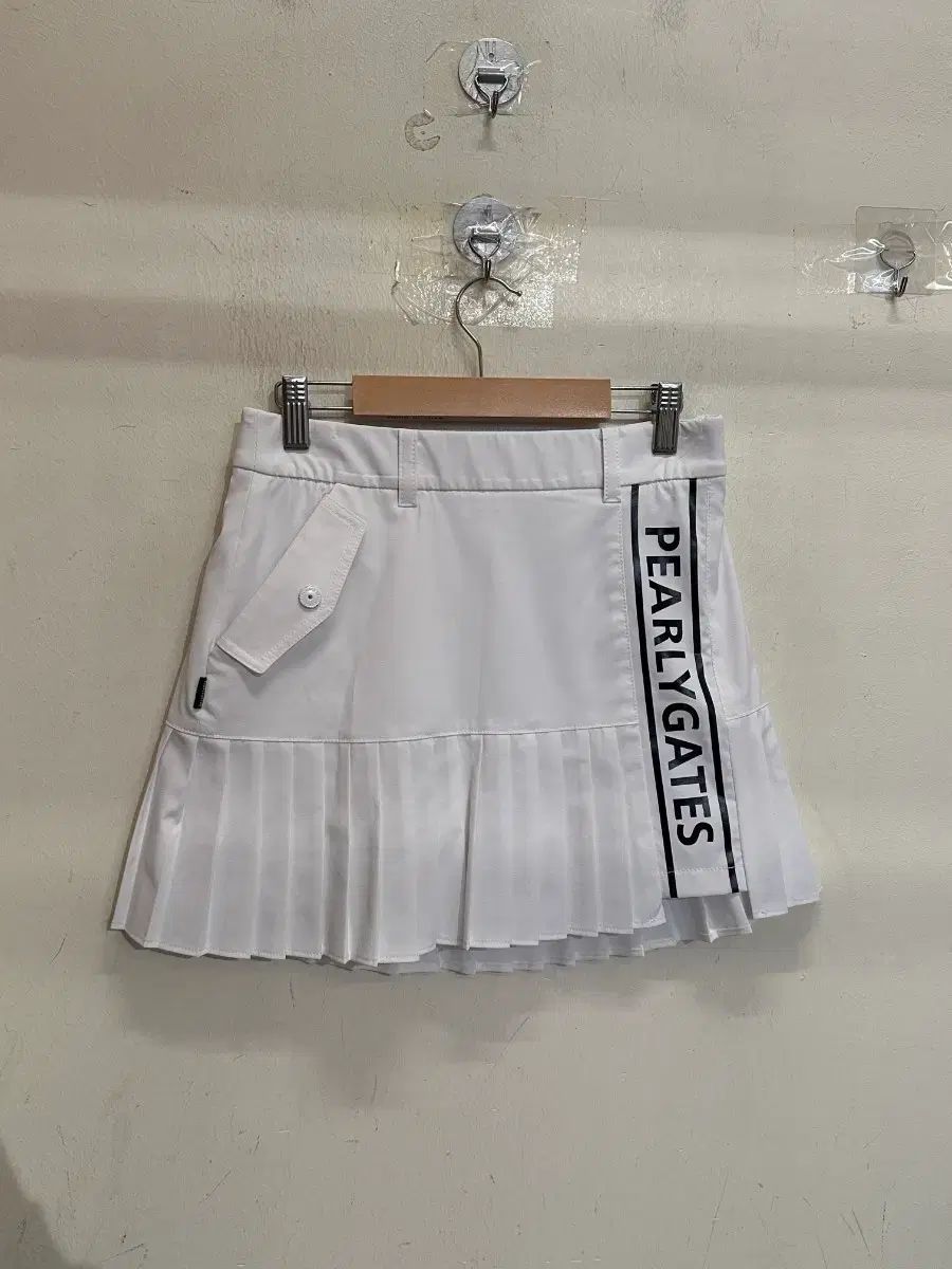 パーリーゲイツ ゴルフ 白 プリーツ スカート 0サイズ 正規品-正規販売店