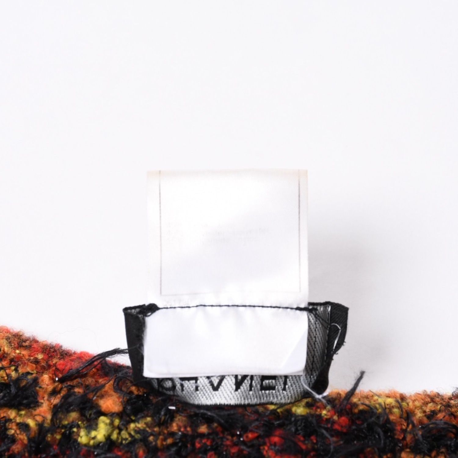 CHANEL シャネル Vネック ニットセーター P09369V00401 サイズ38 ココマーク マルチカラー ウール 美品 中古 4a000887 CHANEL - CHANEL シャネル Vネック ニットセーター P09369V00401