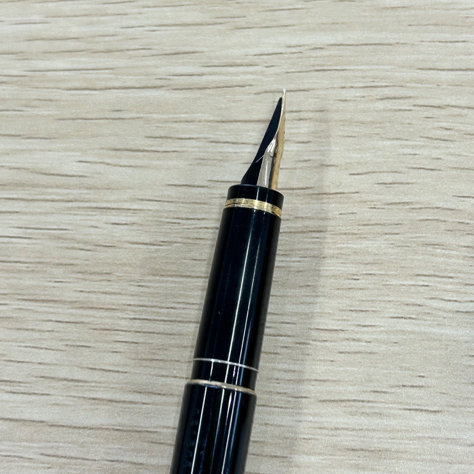 廃番 PILOT パイロット Elabo エラボー 万年筆 14K S.F 黒 - メルカリ