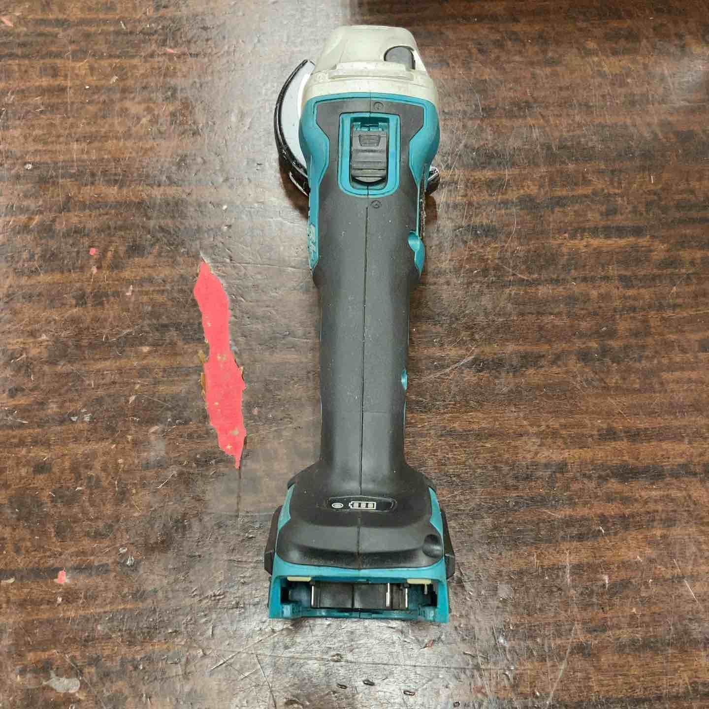 ☆マキタ(makita) 100mmコードレスディスクグラインダ GA404DZN 