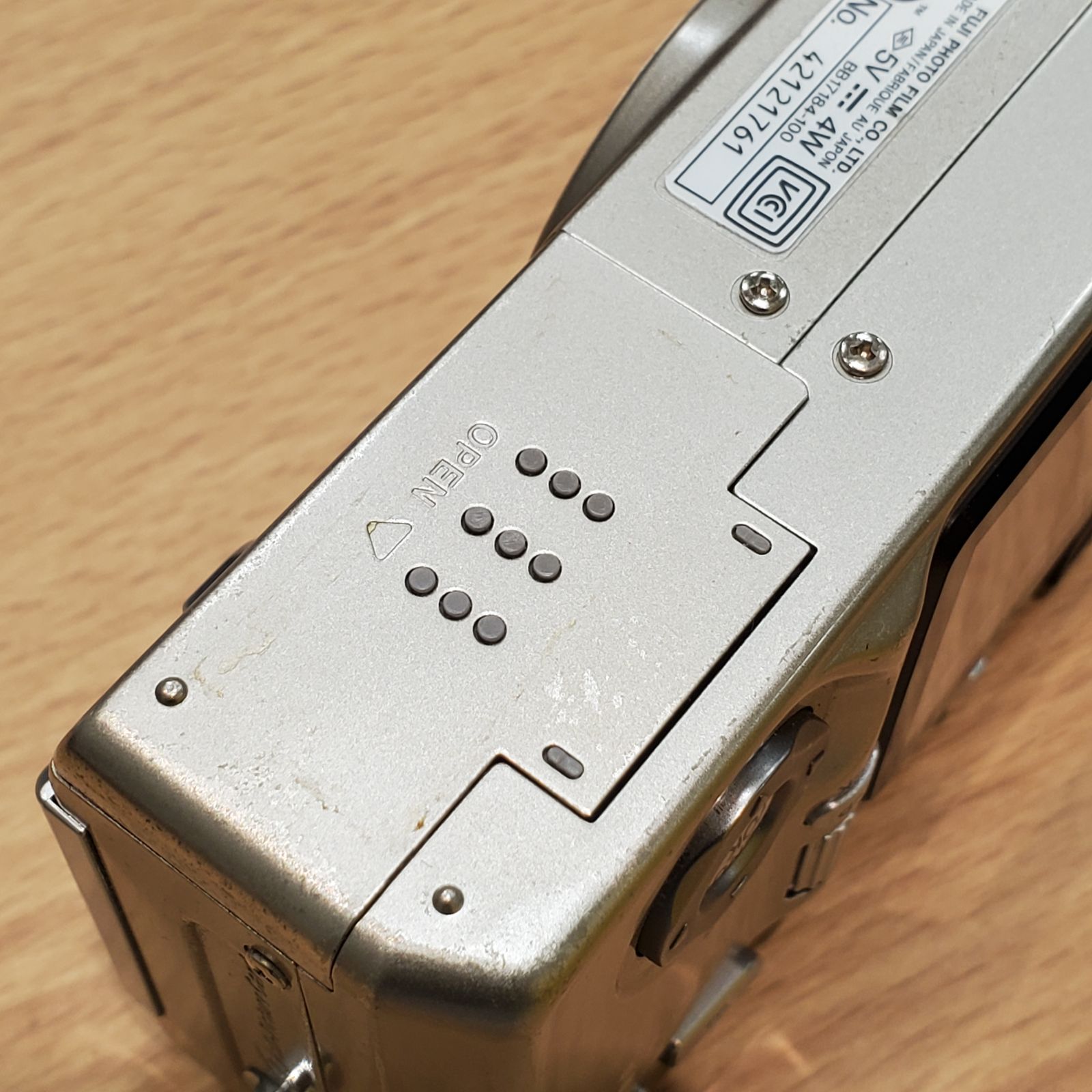 MK130【ER263】FUJIFILM フジフィルム FinePix F710 ジャンク品 - メルカリ