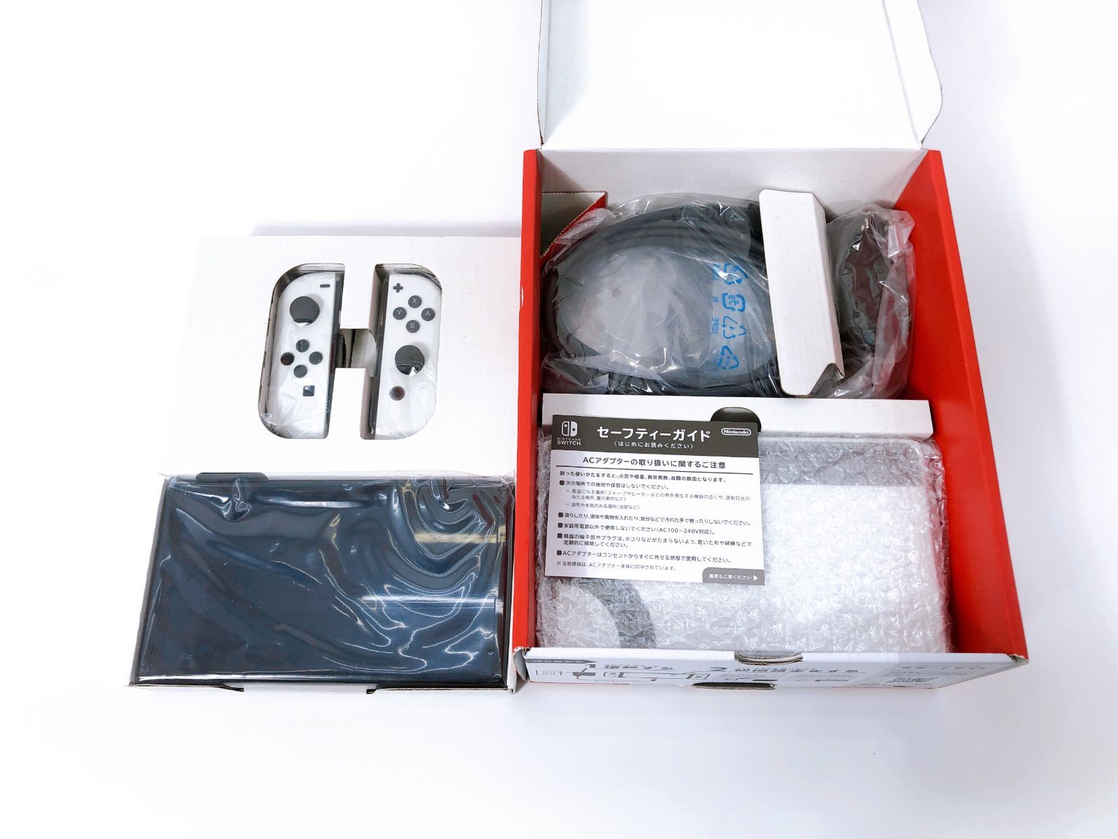 任天堂 Nintendo Switch（有機ELモデル） Joy-Con(L)/(R) ホワイト 箱 