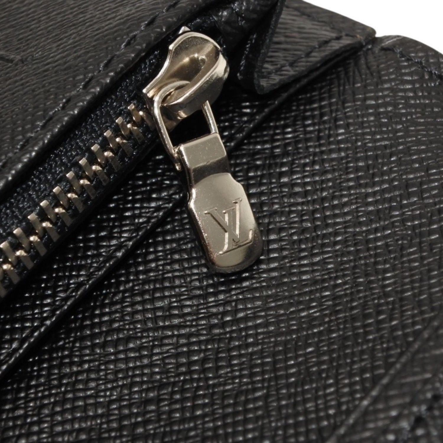 極美品 LOUIS VUITTON ルイヴィトン ポルトフォイユブラザ 長財布 