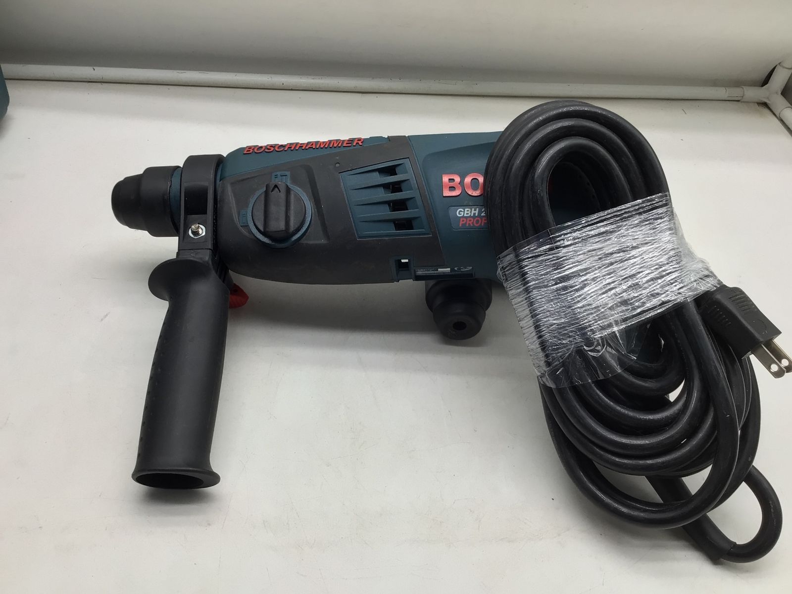 中古品】BOSCH/ボッシュ GBH2-18RE ☆ SDSプラスハンマードリル 中古品】BOSCH/ボッシュ GBH2-18RE ☆ SDSプラスハンマードリル