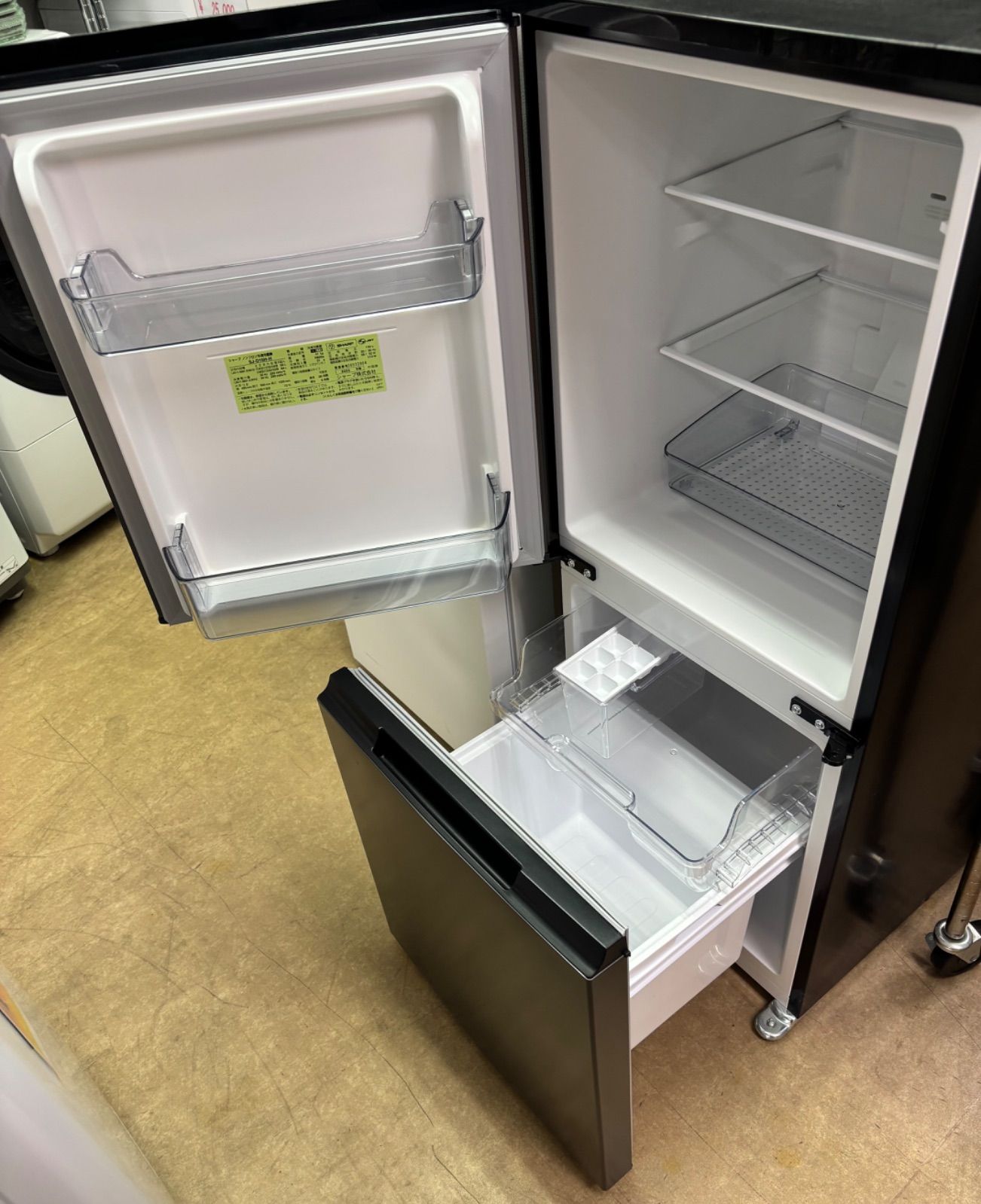 ◇SHARP 冷蔵庫 152L どっちもドア SJ-D15H-H - メルカリ