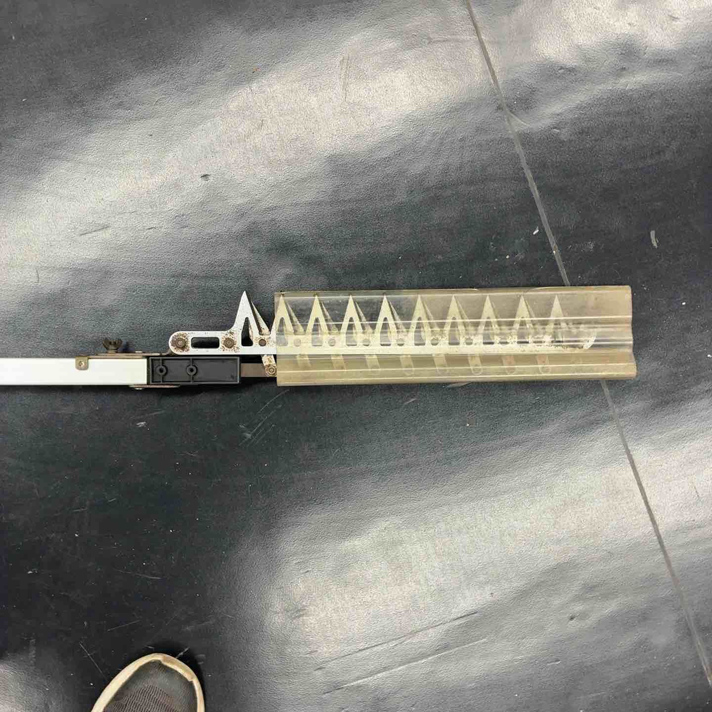 ◇アルス(ARS) 高枝電動バリカン DK-1030N ヘッジトリマ【藤沢店 