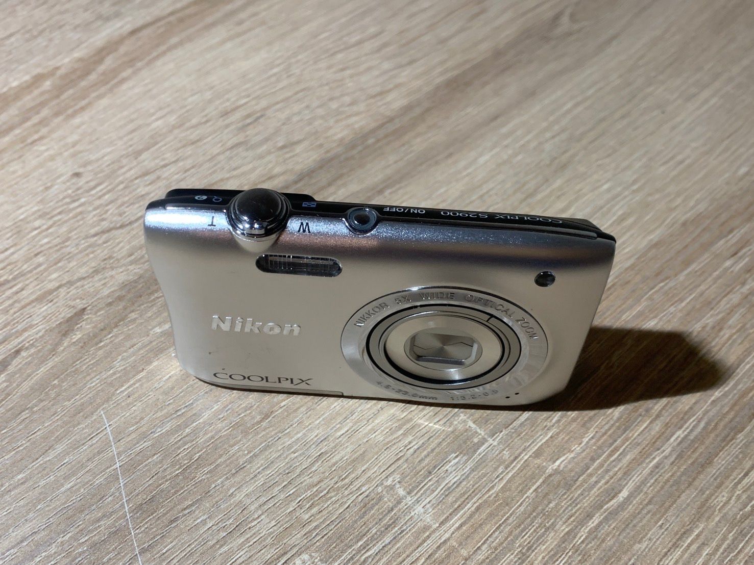 9982 Nikon COOLPIX S2900 シルバー デジカメ ジャンク品【宅】 - メルカリ