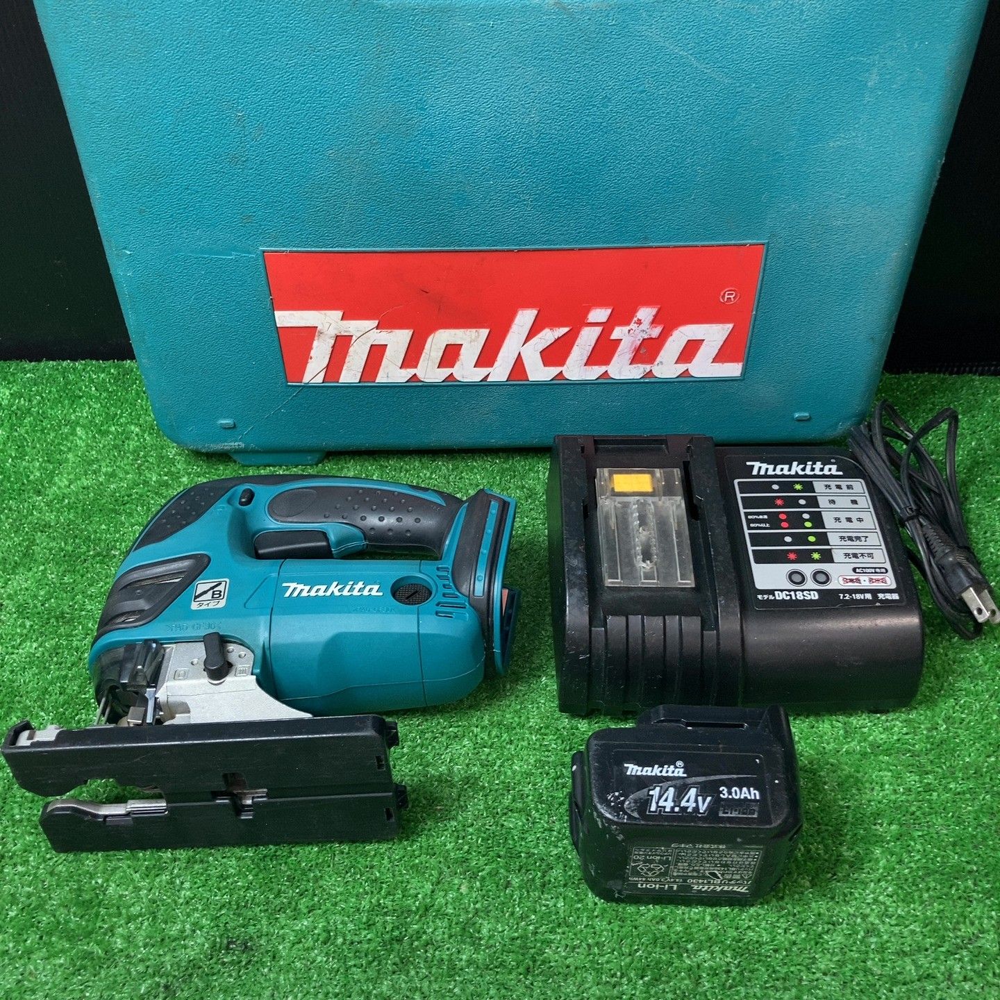◇マキタ(makita) コードレスジグソー JV140DRF 14.4V3.0Ahバッテリー専用モデル【岩槻店】