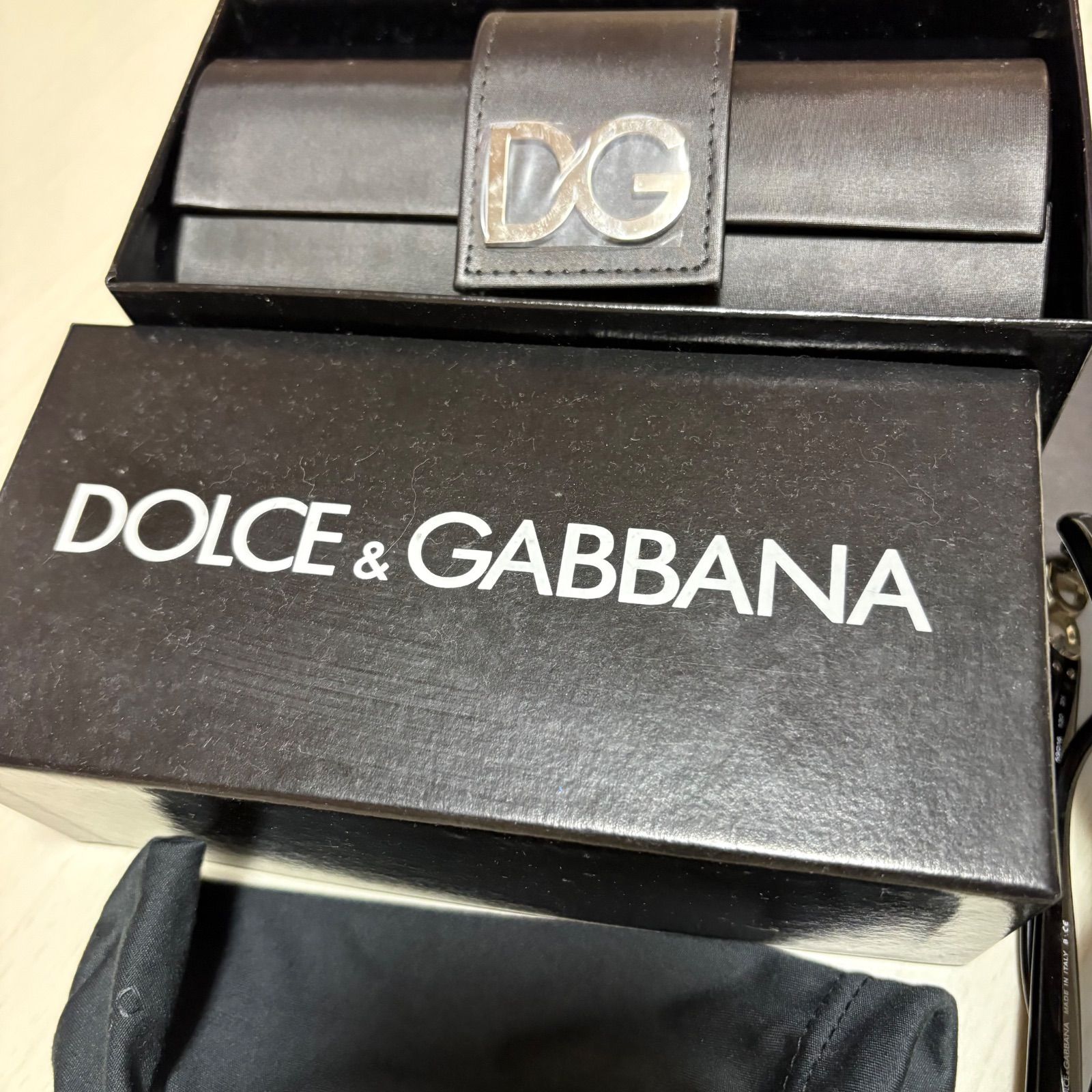 DOLCE&GABBANA サングラス ケース付き 94】Dolce&Gabbana ドルチェ&ガッバーナ サングラス DGロゴ 黒